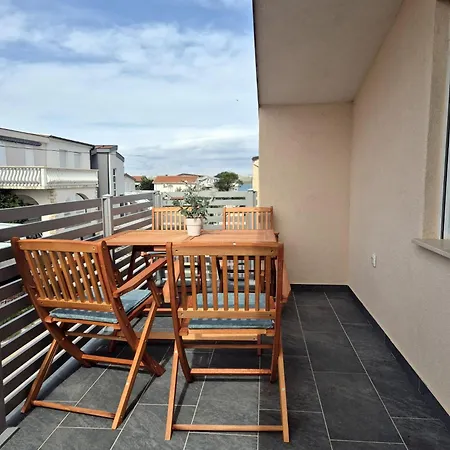 Swallow'S Nest Vir Exterior photo