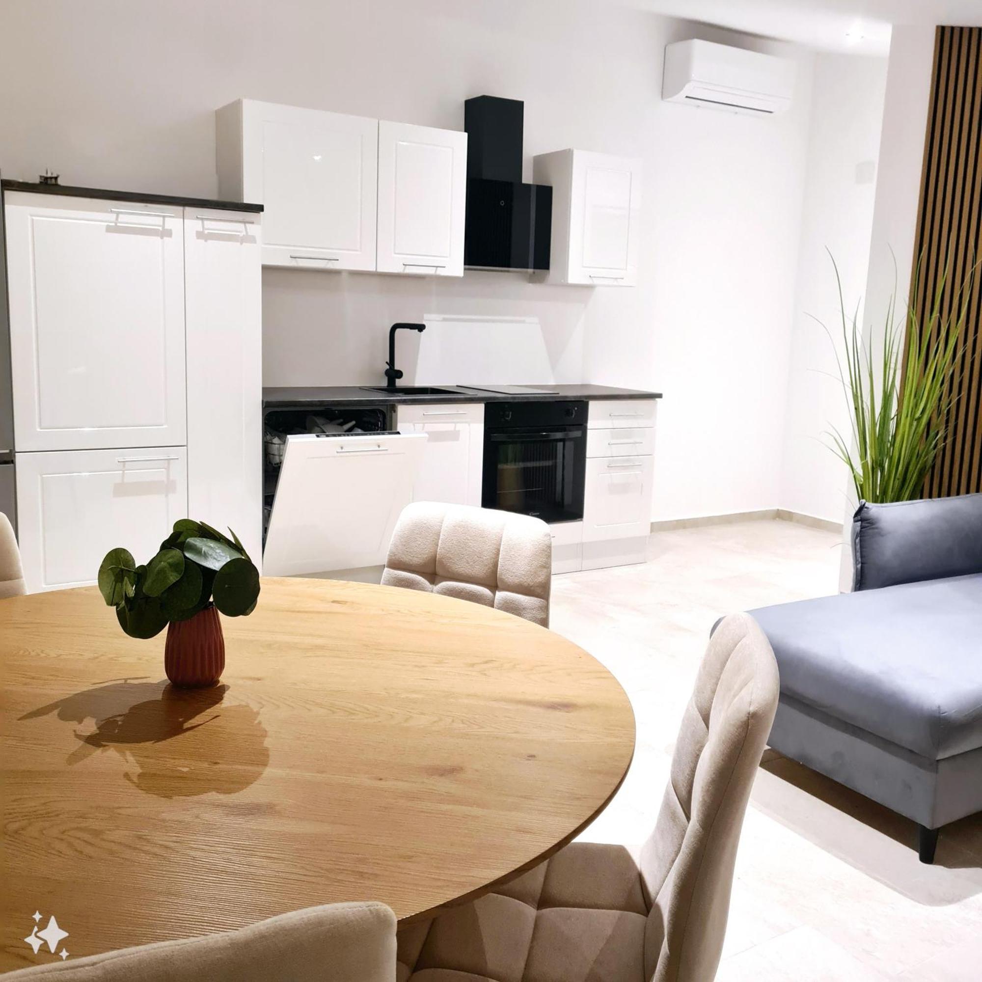 Swallow's Nest Apartment